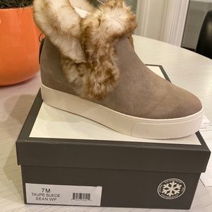 J Slides womens boots Taupe size 7 NWB